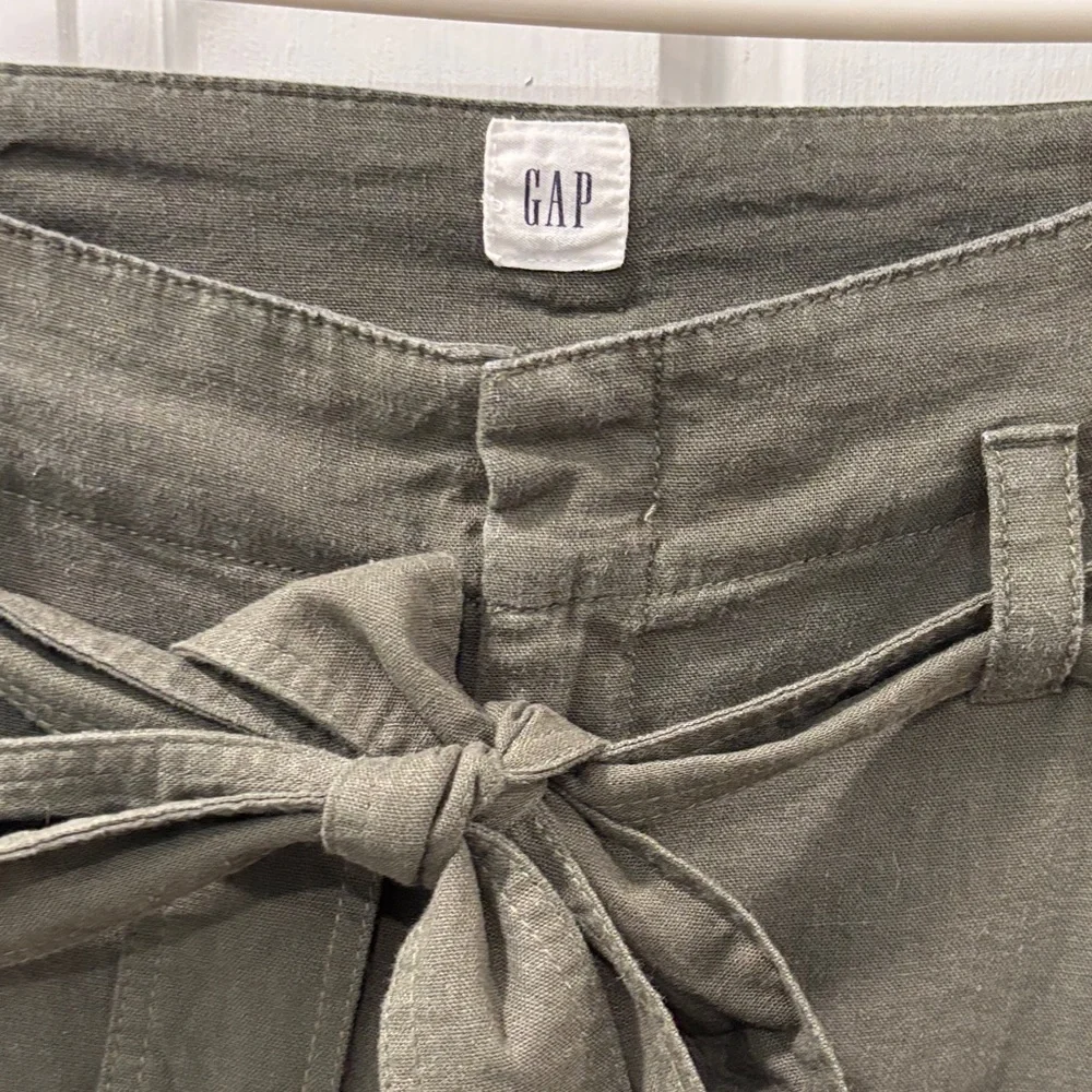 GAP Paper Bag Waist Wide Leg Linen Pants Olive Green Size 14 Minimalist Preppy
